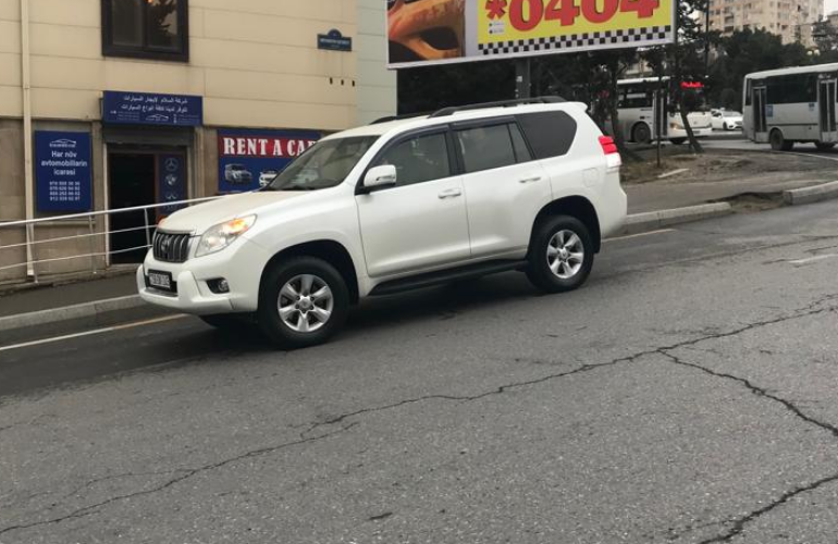 rent car image