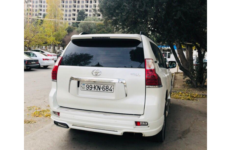 rent car image